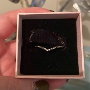 Like new in box Pandora wishbone ring